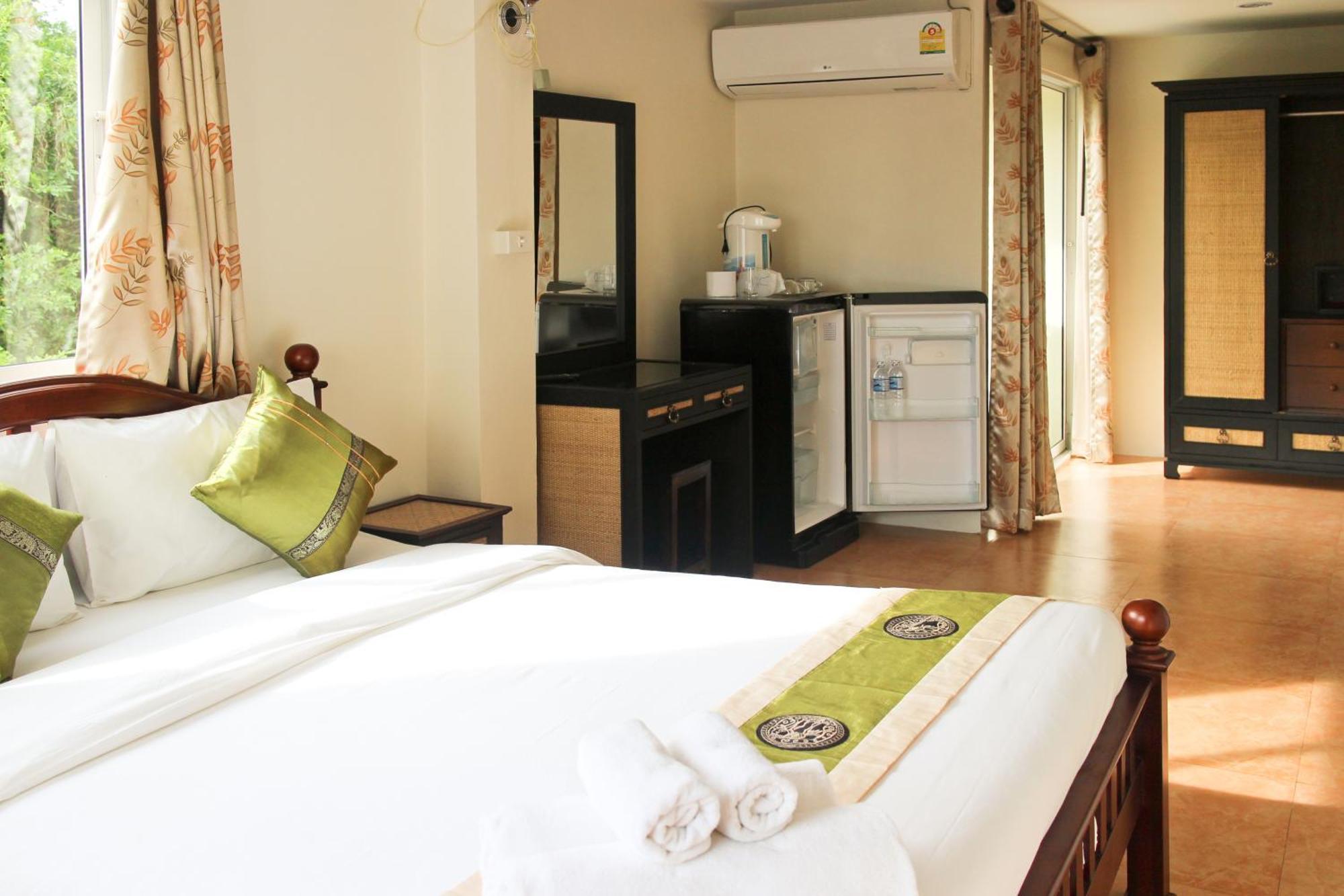 Spa Guest House Pantai Jomtien Luaran gambar