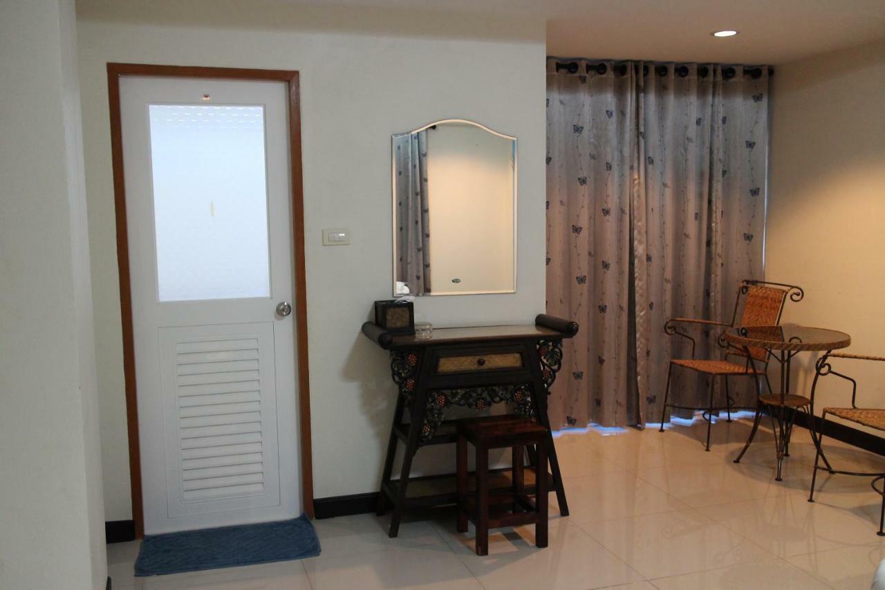 Spa Guest House Pantai Jomtien Luaran gambar