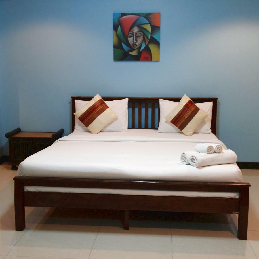 Spa Guest House Pantai Jomtien Luaran gambar